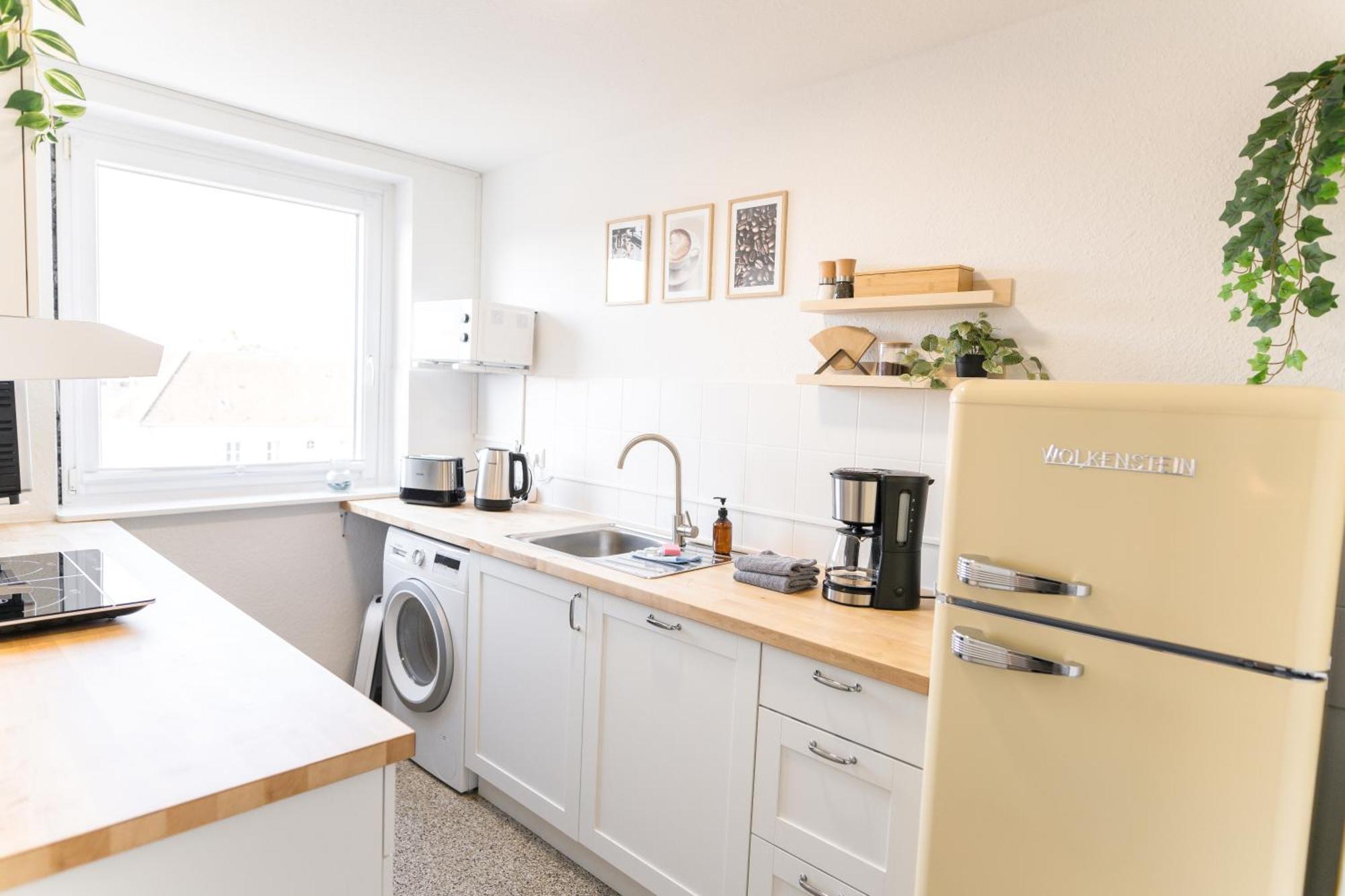Wolfsburg Innenstadt - Happyhome - Direkt In Der Porschestrasse, 5 Personen & Kind, 3 Zimmer المظهر الخارجي الصورة