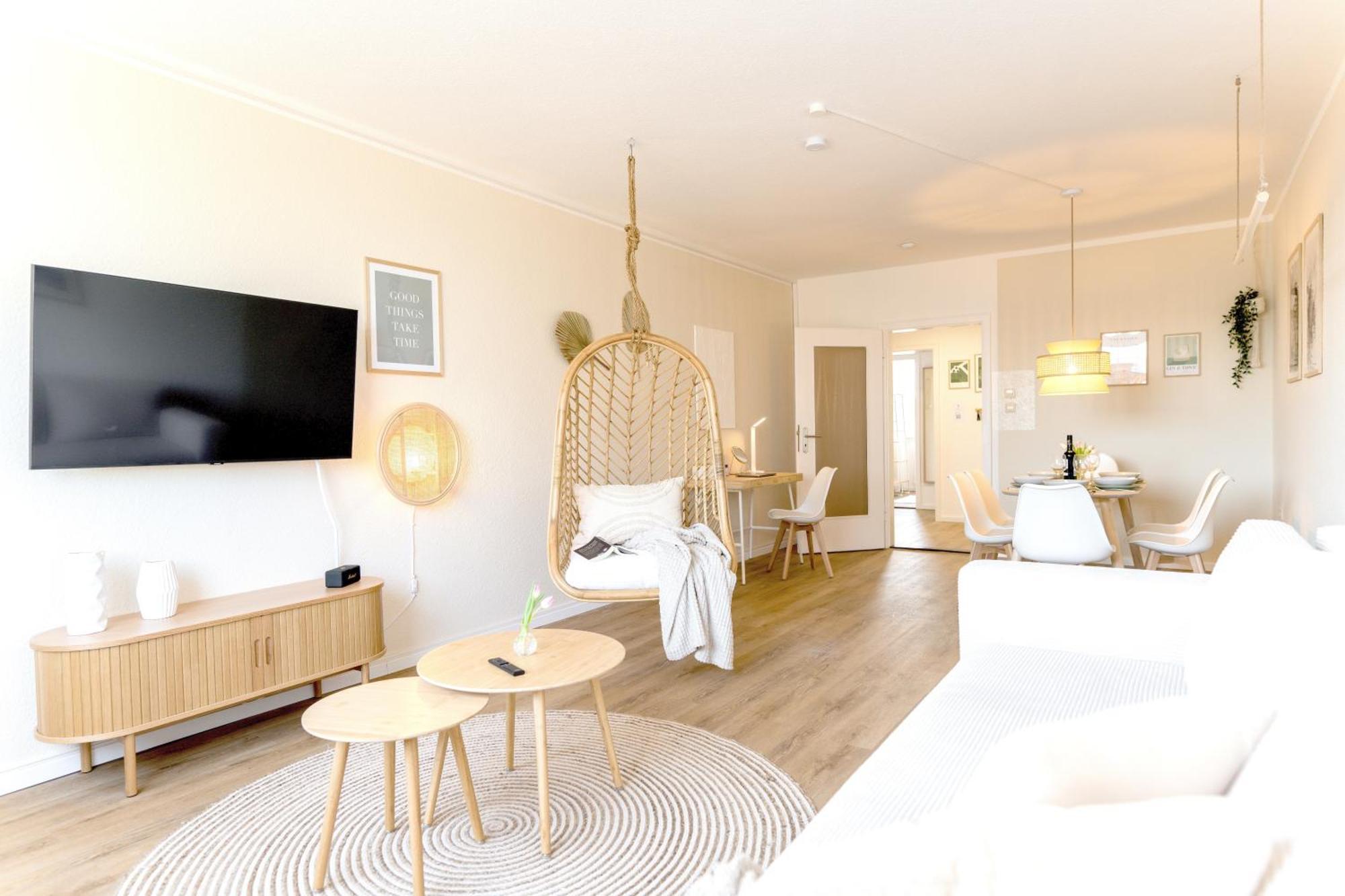 Wolfsburg Innenstadt - Happyhome - Direkt In Der Porschestrasse, 5 Personen & Kind, 3 Zimmer المظهر الخارجي الصورة